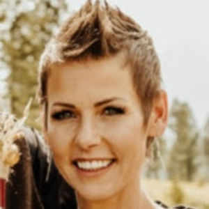 Meet your Posher, Kindra